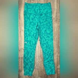 Women's High Rise Under Armour Leggings- Size Small